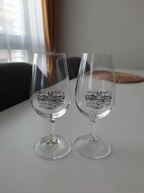 2 skleničky na víno - Uherské Hradiště