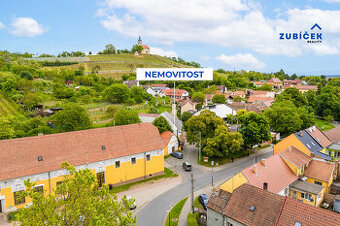 Prodej komerční nemovitosti Bzenec - Pod St.Hradem