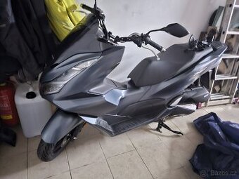 Prodám Honda PCX