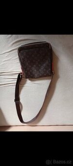 Louis Vuitton bag brašna