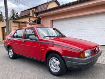 Alfa Romeo 75 1,6 i.e.