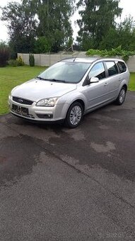 Ford Focus 1.6 74kW