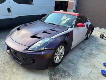 Nissan 350z rocket bunny body kit