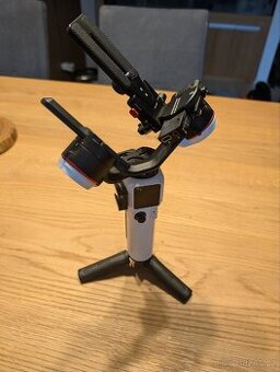 Zhiyun Crane M3