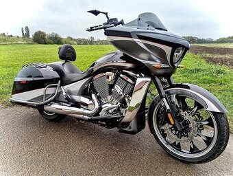 Victory Magnum – cruiser s charakterem