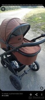 Kočárek MOON Scala