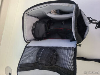 Canon 800D (EOS Rebel T7i) + 18-400mm + 50mm