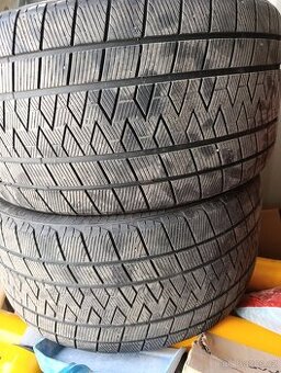 Zimní pneu BMW X5 X6 315/35 R20
