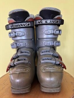 dámské lyžařské boty, vel. 42, NORDICA