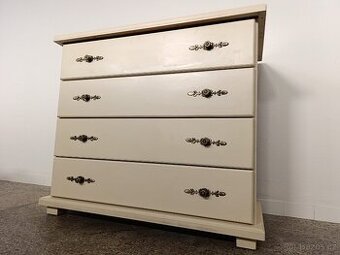 Šuplíková komoda, rustikální styl, Nábytek s příběhem