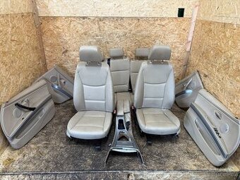 KOMPLETNÍ SVĚTLÝ KOŽENÝ INTERIÉR BMW E91