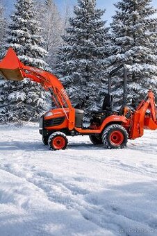 Malotraktor Kubota s čelním nakladačem / traktorbagr