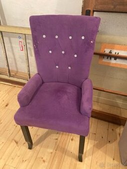 Polstrovana zidle zdarma