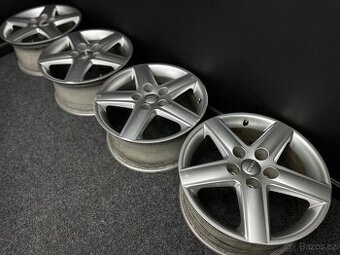 Alu Audi 5x112 17” 8E0601025E