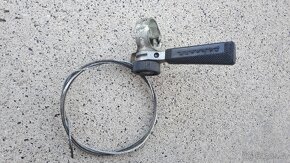 Favorit a Eska díly

