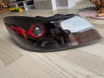 Xenony Octavia 2 fecalift