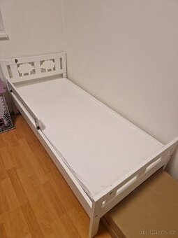 Detska postel