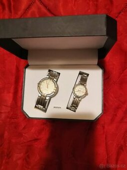Nové pánské a dámské stříbrné hodinky