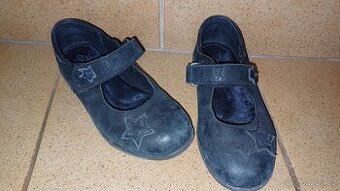 Botičky, velikost 28