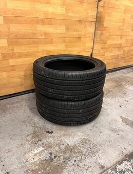 Letní pneu 255/45/19