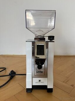 elektrický mlýnek Eureka Mignon Brew Pro