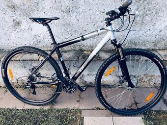 Trekové kolo Author 29