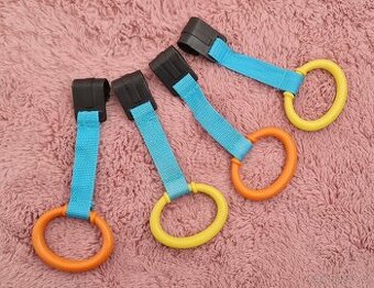 4 úchyty na postýlku nebo ohrádku zn. fillikid