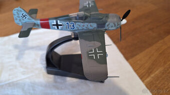 Kovový model letadla v měřítku 1:72 / 39