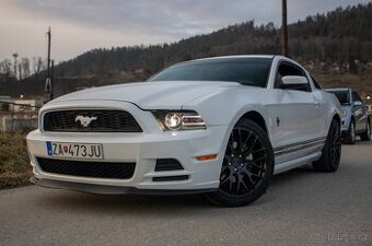 Ford Mustang 3.6 V6, 225kW, A/T