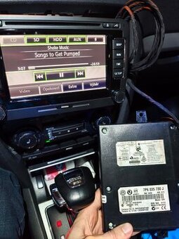 Bluetooth jednotka 7P6035730J