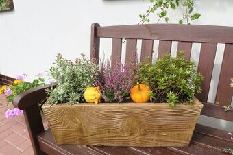 Truhlík s vložkou,umělý kámen,imitace dřeva,zahrada