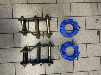 Zvýšení (lift) podvozku Toyota Hilux