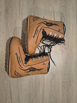 Snowboardové boty Deeluxe, Tattoo, nové, ale starší typ,