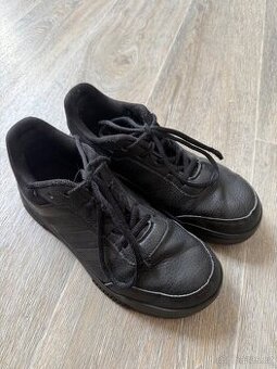 Tenisky Adidas 35,5