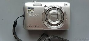 Nikon Coolpix - 1