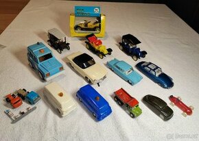 Prodám staré české hračky modely aut Igra Směr KDN