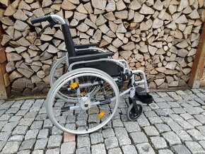 Invalidní vozík B+B