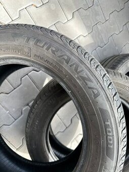 Bridgestone Turanza T001 205/55R16