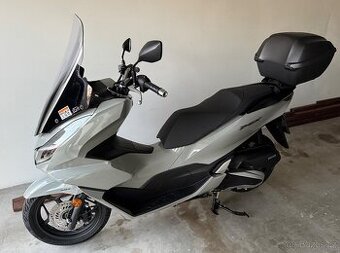 Prodám skútr HONDA PCX 125