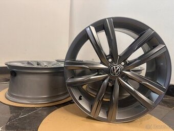 original alu vw passat r18 Dartford 3G0601025K