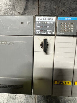 PLC Allen Bradley - 1