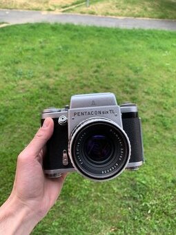 Pentacon six