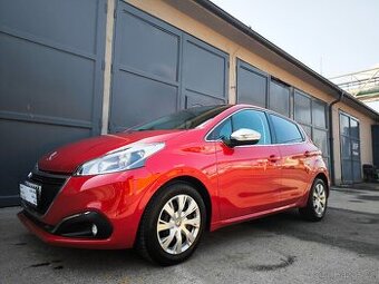 Peugeot 208 1.2PT/81kW Allure AUTOMAT 1.maj, ČR, 37.000km