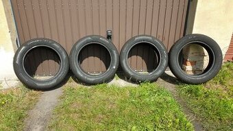 PNEUMATIKY PIRELLI CINTURATO P7 215/55 R17 94W