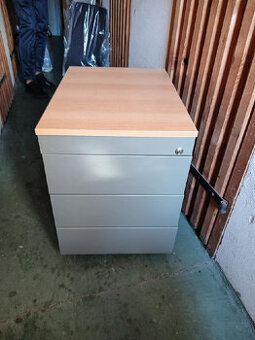 ocelový šuplíkový kontejner na kolečkách Ikea