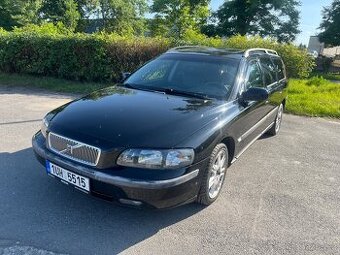 Volvo V70 2.4 D automat - STK 9/2026 - Klimatizace