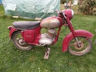 ČZ 175 de luxe - 1