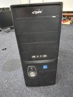 Skriňa + zdroj ATX 450 W 20/24-pin + napájanie GPU
