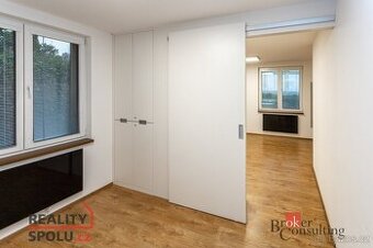 Pronájem, komerční/kanceláře, 29 m2, Santiniho 59/6, 59102 Ž