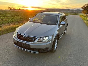 Octavia Scout 2.0tdi poctivá historie tažné webasto 2x alu